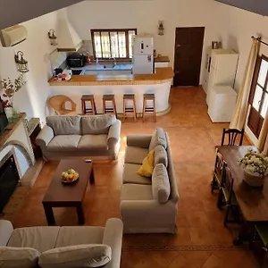 Finca Campo Alegre Сasa de vacaciones Utrera